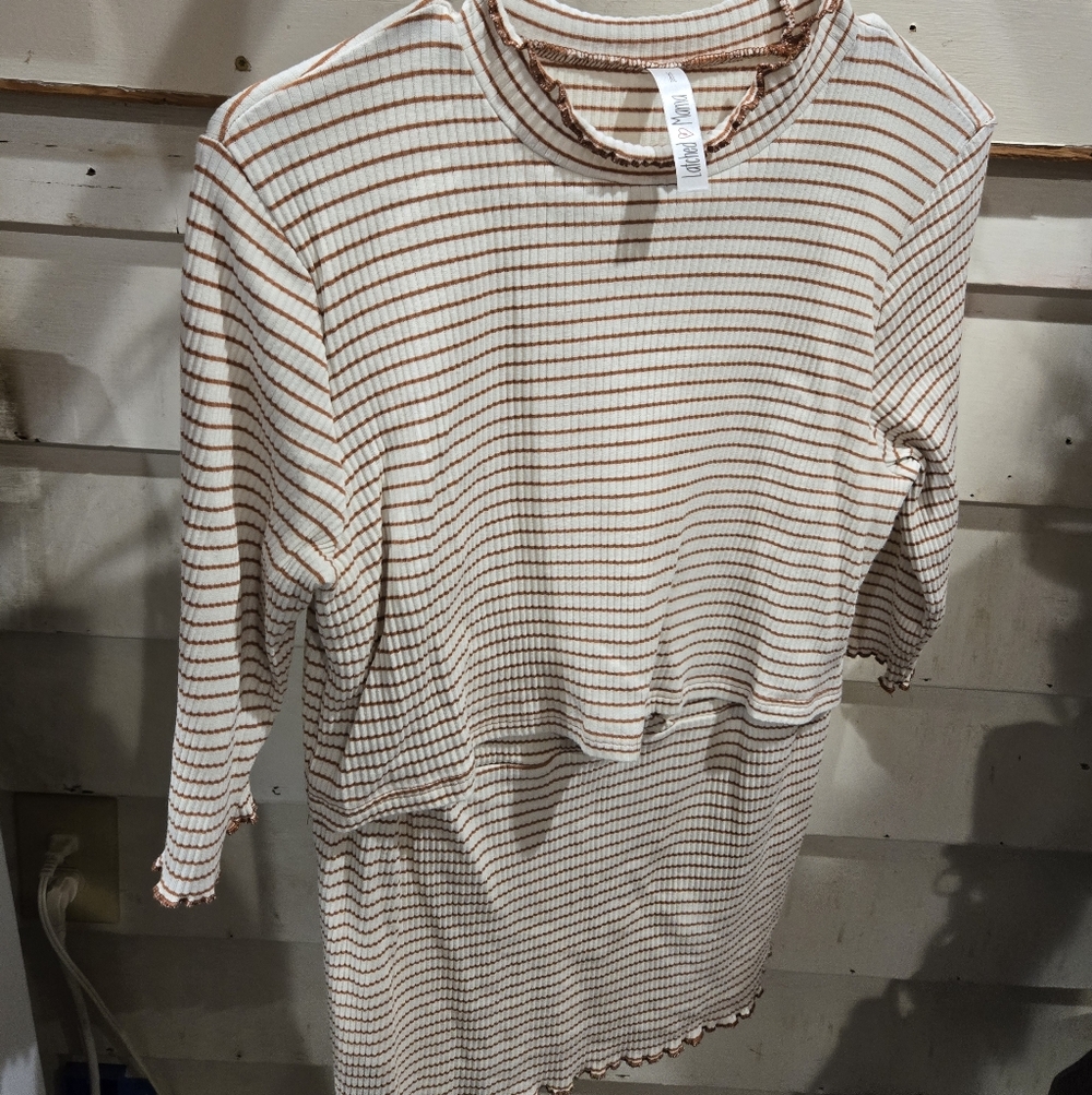 Latched Mama breastfeeding Striped Ribbed Top